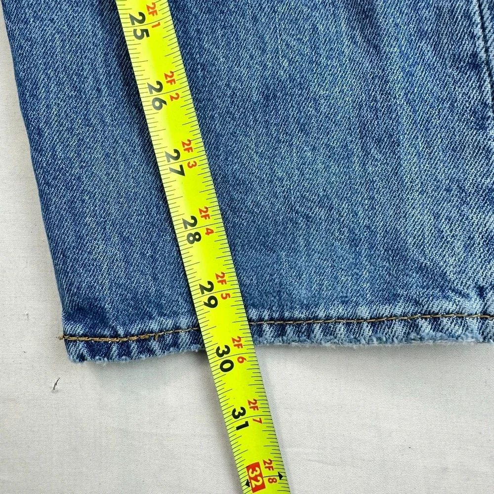 Levi's 501 Jeans Mens 31x30 Blue Denim Straight Leg Faded Medium Wash 5 Pocket